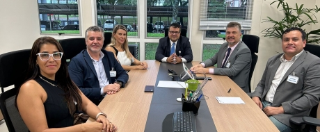 Equipe jurídica da Itaipu se reúne com representantes da OAB para debater ACO 3.555